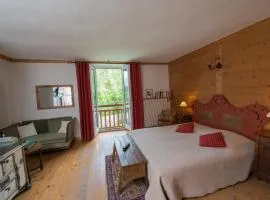 Au Cheval Blanc - appartements et chambres d'hôtes
