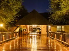 Mongena Private Game Lodge