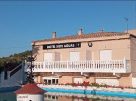 HOTEL SIETE AGUAS，位于Siete Aguas的酒店