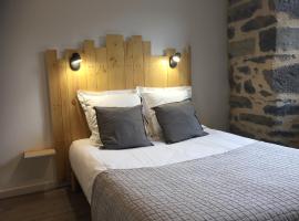 Hôtel Restaurant Le Bardière，位于拉吉约勒的酒店