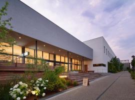 MUSTARD HOTEL SHIMOKITAZAWA，位于东京的酒店