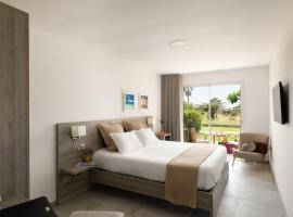 Hôtel-Restaurant Marina Di Lava - Grand Ajaccio，位于阿帕涅托的酒店
