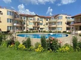 Apartments in complex Daisy