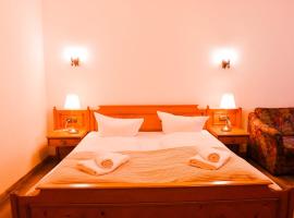 Hotel Gästehaus Linde，位于Mörnsheim的酒店