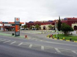 Ouro Hotel，位于阿赞布雅的酒店