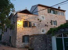 Stonehouse on the Hill，位于穆泰尔岛的酒店