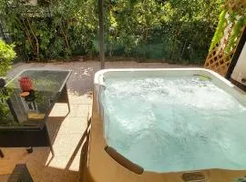 Apartments Johnny Split Croatia with Hot Tub