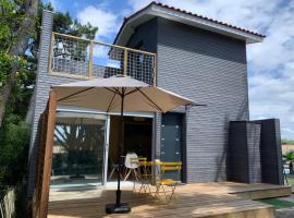 LE CHALET DE L'OCÉAN，位于拉卡诺奥肯的酒店