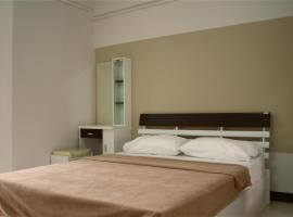 班布德萨林公寓，位于信武里府的酒店