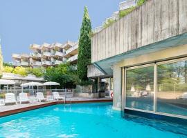 SOWELL HOTELS Ardèche，位于格罗斯皮耶尔雷的酒店