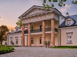 Dwór w Żytnie，位于Żytno的酒店