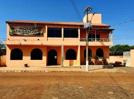 HOTEL TROPICAL，位于阿基道阿纳的酒店