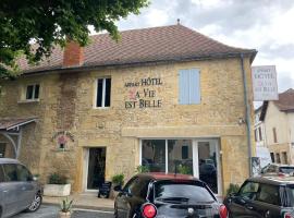 Appart Hôtel La vie est belle，位于Lalinde的酒店