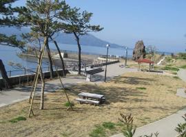 ビーチハウス沼津Beach house numazu ビーチ至近，位于沼津的酒店