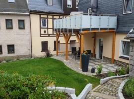 Ferienwohnung Dick Schwarzenberg，位于施瓦岑贝格的酒店