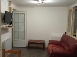 marie-Emma wifi gratuite，位于Beaulieu-sur-Loire的酒店