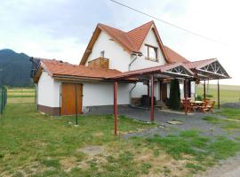 Apartmany Tania，位于Z&aacute;važn&aacute; Poruba的高尔夫酒店