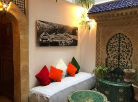 Darsal-Bwindi, pour tomber amoureux d'Essaouira !，位于索维拉的酒店
