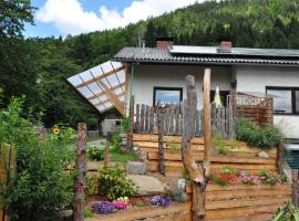 Ferienhaus Weiss，位于Lind bei Scheifling的酒店