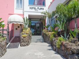 Hotel Flora Wellness & Beauty，位于伊斯基亚的酒店