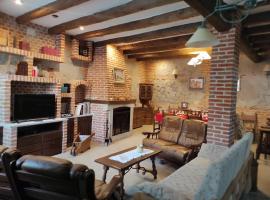 Casa Rural Puerta de Castilla，位于贝拉约斯的酒店