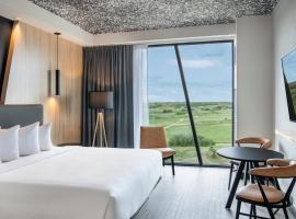 Dakota Dunes Resort，位于Dundurn的带泳池的酒店
