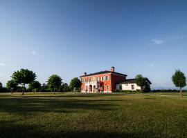 Villa San Pietro，位于代森扎诺-德尔加达的农家乐