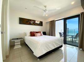 “PENZANCE” Great Location & Views at PenthousePads，位于达尔文Northern Territory Local Court附近的酒店