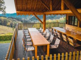 La Harde 31 pers Malmedy, vue, wellness, jardin，位于马尔梅迪的酒店