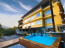 Lake View Resort Lonavala，位于罗纳瓦拉的酒店