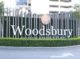 Woodsbury Suites 71016 Butterworth