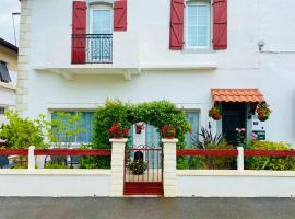 Appartement neuf et moderne，位于Saint-Palais的酒店