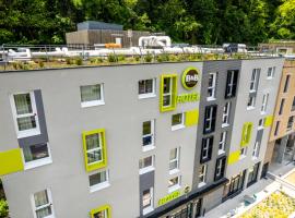 B&B HOTEL Le Port Marly Saint Germain en Laye，位于马尔利港的酒店