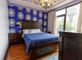 Hotel Azul de la Plaza by Chat Noir，位于昆卡的酒店