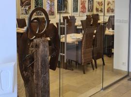 Hotel Garni "Am Ellinger Tor"，位于拜恩州魏森堡的酒店