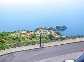 Amazing Apartment In Agerola With 2 Bedrooms And Wifi