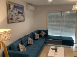 Appartement chic jardins de carthage，位于Sidi Daoud的酒店