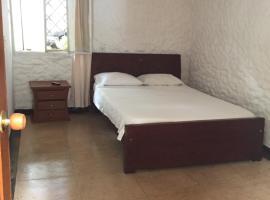 ECO HOTEL CASA BLANCA，位于墨西哥城的酒店