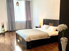 NAVIT two room apartments with breakfast near the railway station,the city center and the park