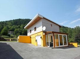 Gîte Le Menil, 3 pièces, 6 personnes - FR-1-589-111，位于勒梅尼勒的酒店