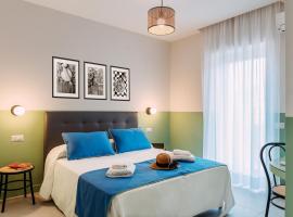 Sorrento Colors&Suites，位于索伦托的带按摩浴缸的酒店