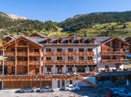 Le Chalet Blanc Hôtel & Spa，位于蒙热内夫尔的酒店