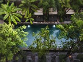 Larimar Hotel & Resort