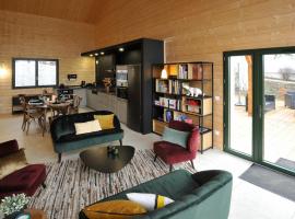 Maison de campagne éco-construite, spa, proche Nancy, tout confort, petit-déjeuner inclus - FR-1-584-83，位于Voinémont的酒店