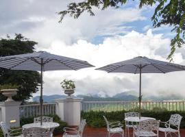 Daleside Manor, Boutique Hotel, Kasauli，位于卡绍利的酒店