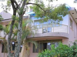 The Adrace Exec. Hotel，位于坎帕拉的酒店