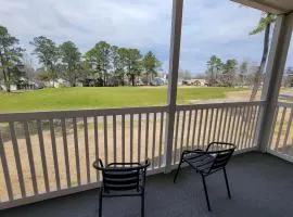 2nd Floor Condo Sleeps 4 1 bed 1 bath Waterway Village 1E