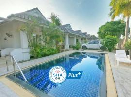 The Phura Villa Khaolak - SHA Extra Plus，位于蔻立的海滩短租房