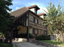 Logis Hôtel Relais Paris Bale - Restaurant La Mangeoire，位于蒙蒂尔然梅的酒店
