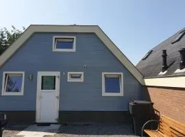 Lovely Bungalow 8p close to beach and Amsterdam